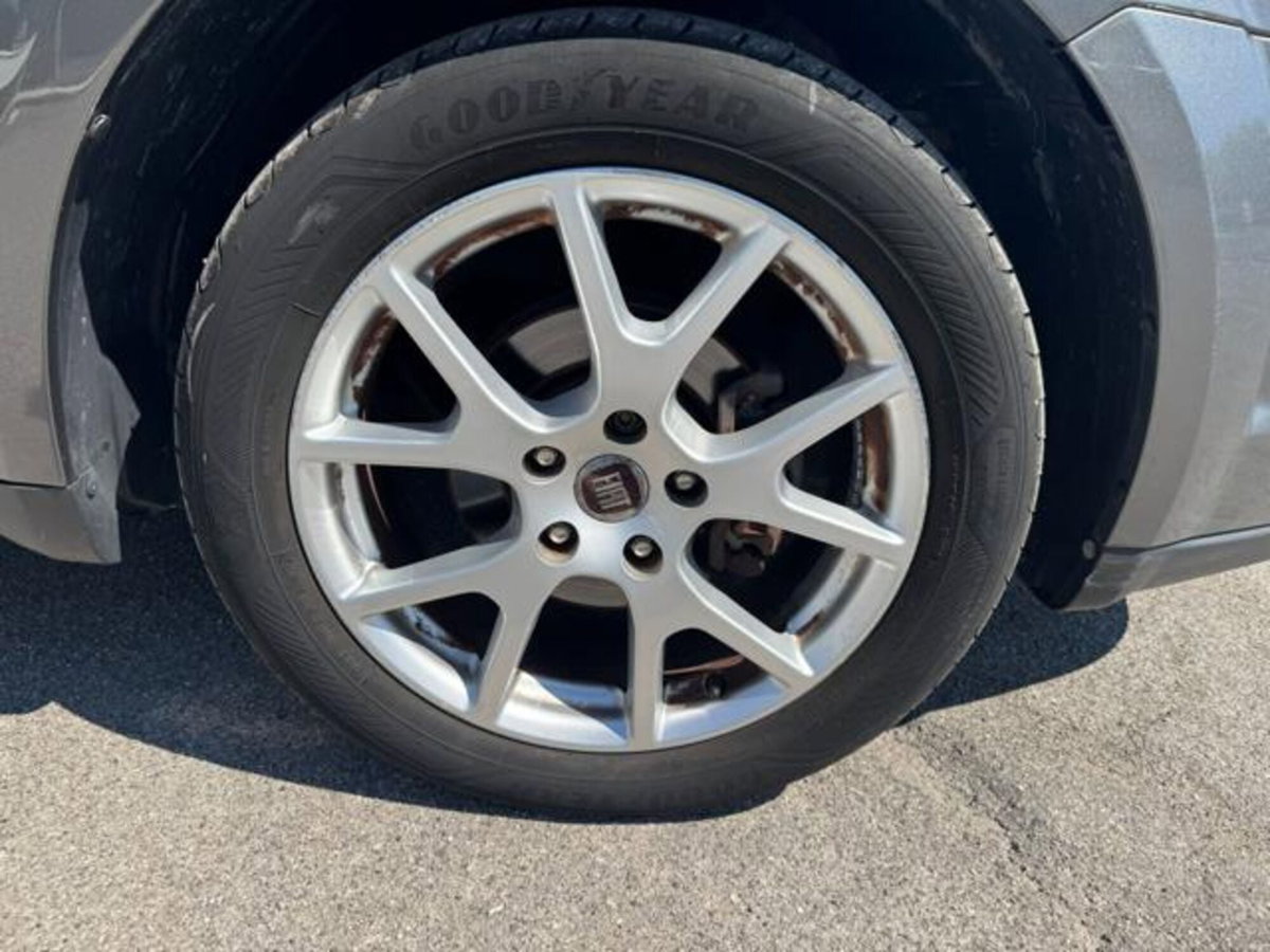 Fiat Freemont 2.0 Multijet 140 CV Urban (19)