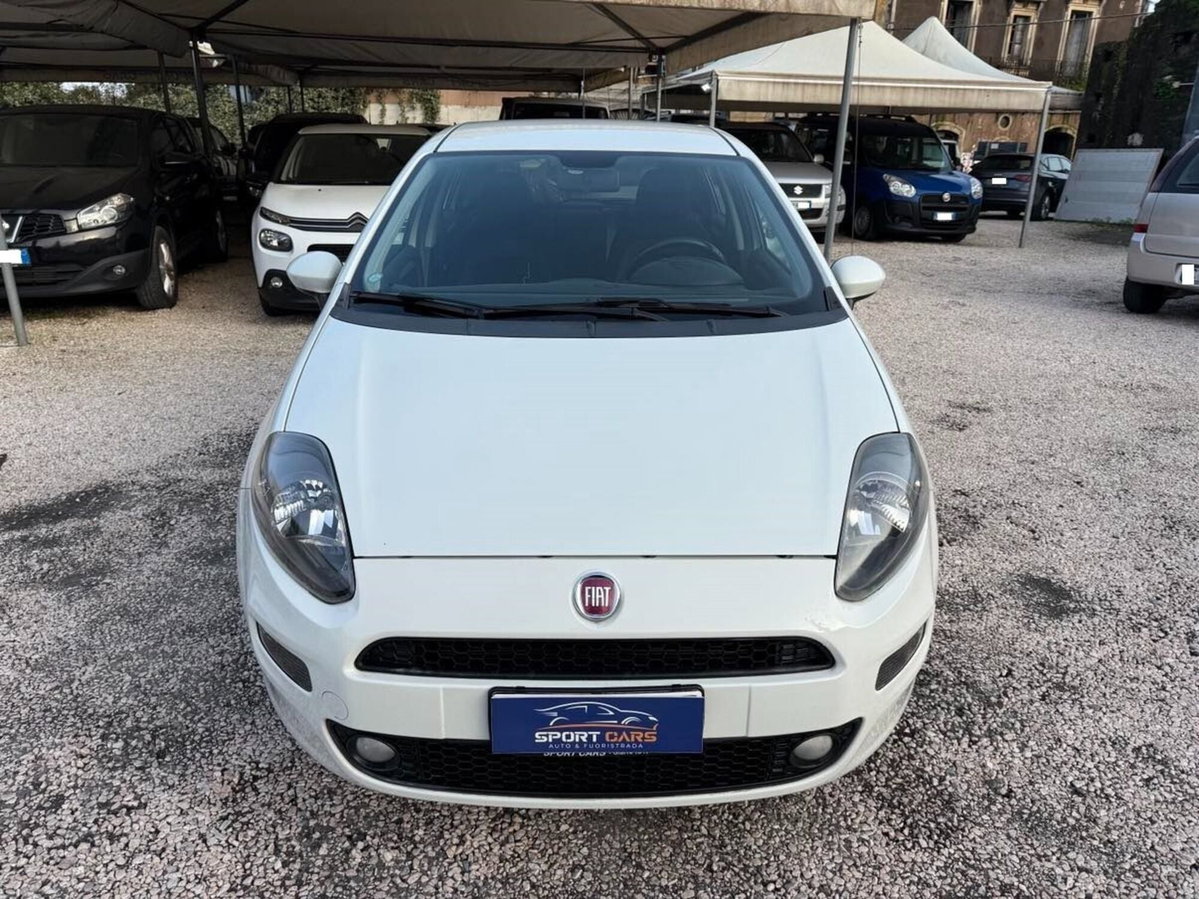 Fiat Punto 1.3 MJT II 75 CV 5 porte Lounge (5)
