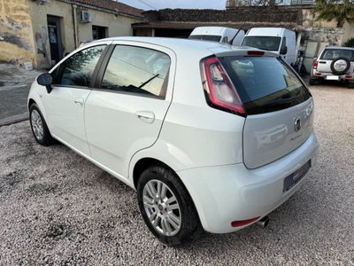 Fiat Punto 1.3 MJT II 75 CV 5 porte Lounge (7)