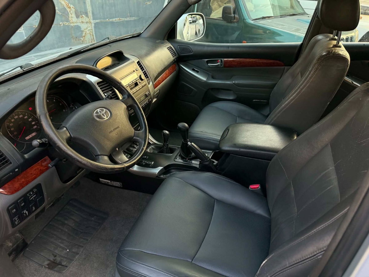 Toyota Land Cruiser D-4D 16V cat 5 porte aut. Wagon (11)