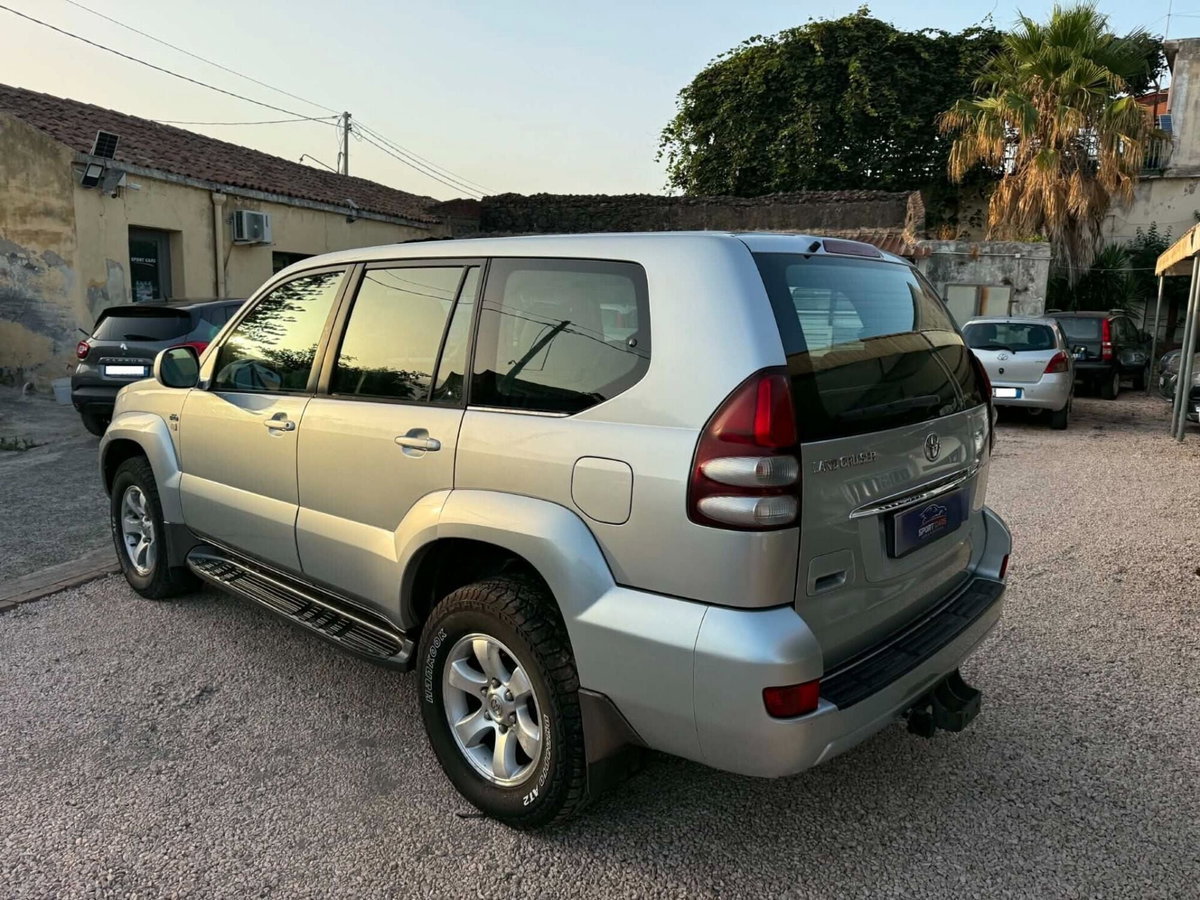 Toyota Land Cruiser D-4D 16V cat 5 porte aut. Wagon (7)