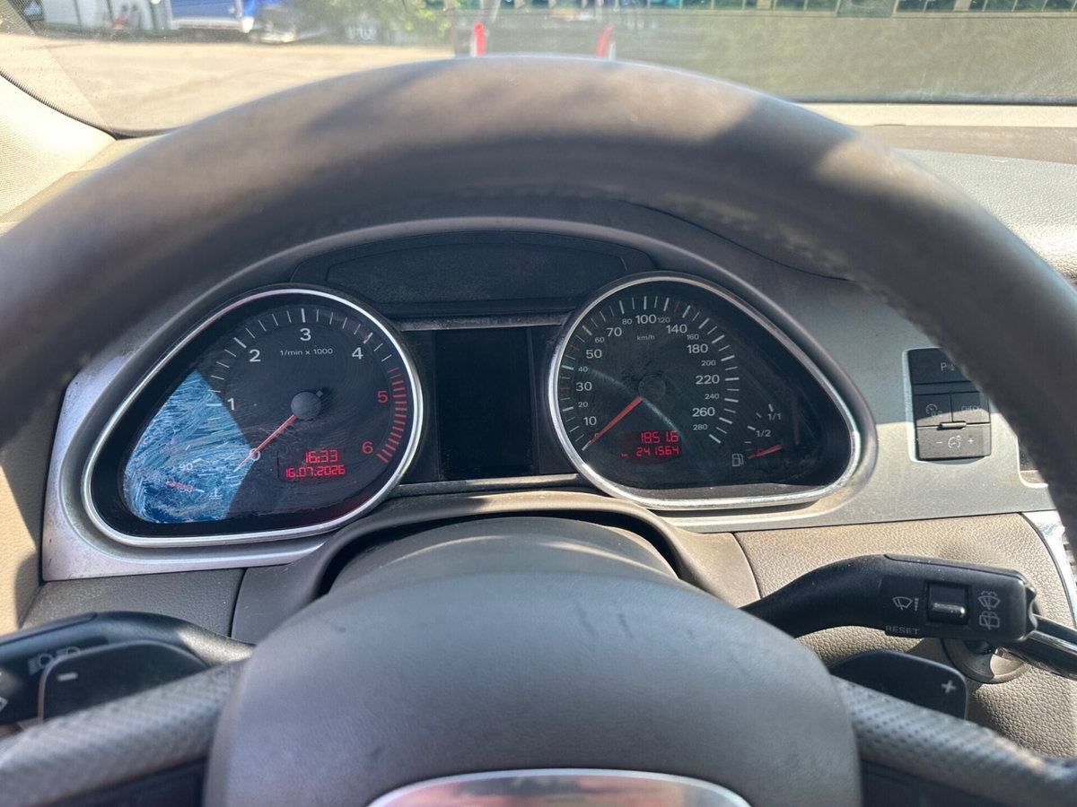 Audi Q7 3.0 V6 TDI 240 CV quattro tiptronic Advanced Plus (11)