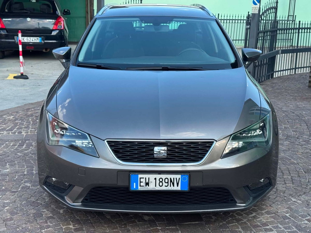 SEAT Leon ST 1.6 TDI 105 CV DSG Start/Stop Style (2)