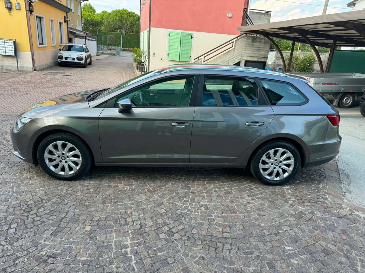 SEAT Leon ST 1.6 TDI 105 CV DSG Start/Stop Style (3)