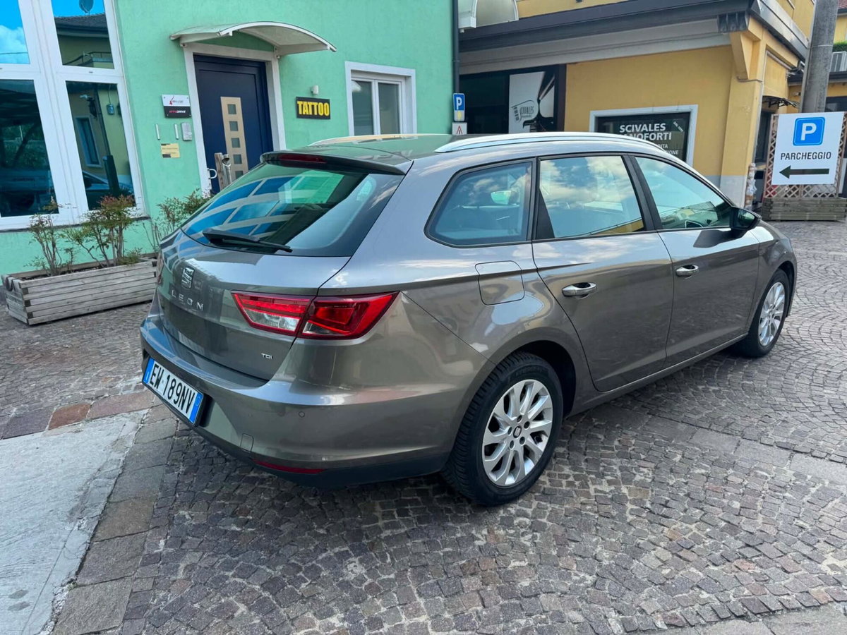 SEAT Leon ST 1.6 TDI 105 CV DSG Start/Stop Style (6)