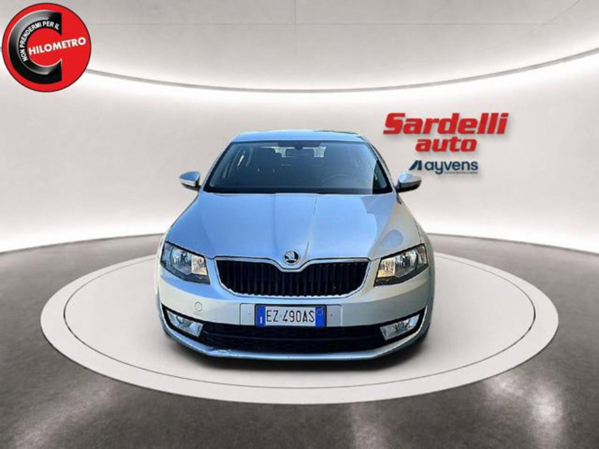 Skoda Octavia 1.6 TDI CR 105 CV Active (3)