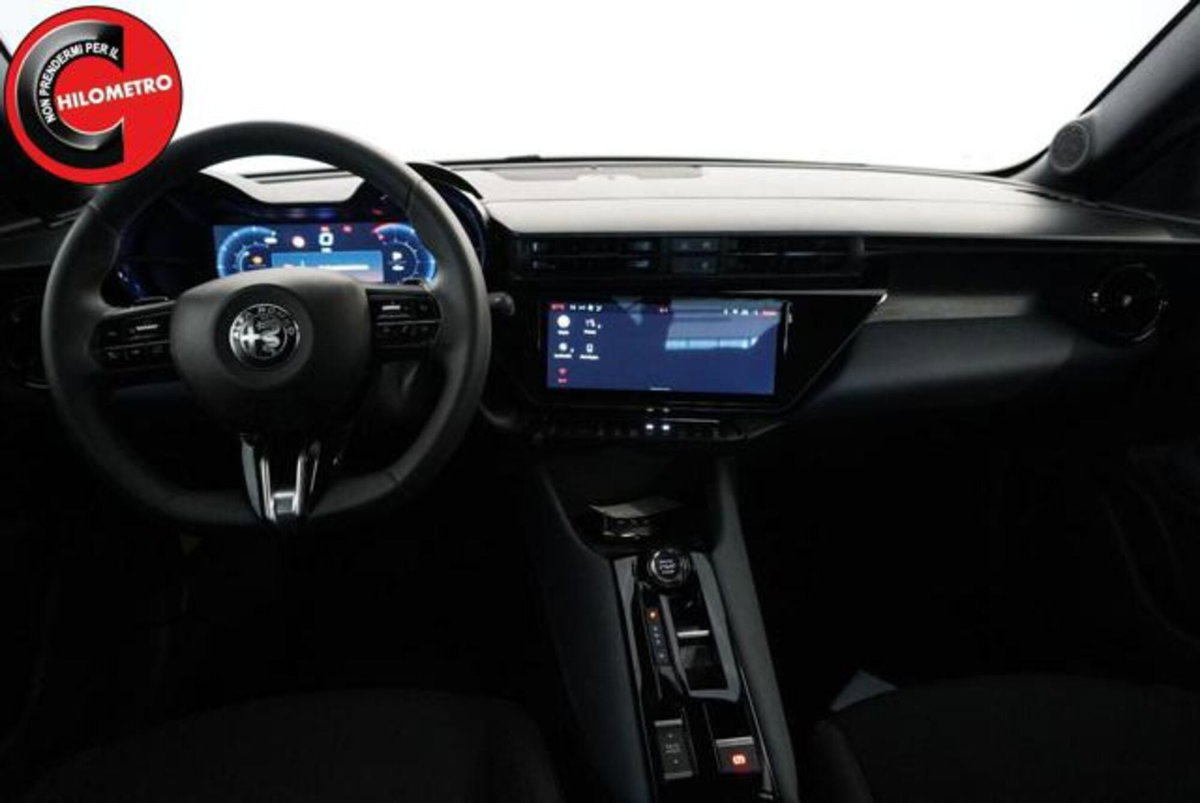 Alfa Romeo Junior 1.2 ibrida 145cv edct6 (11)