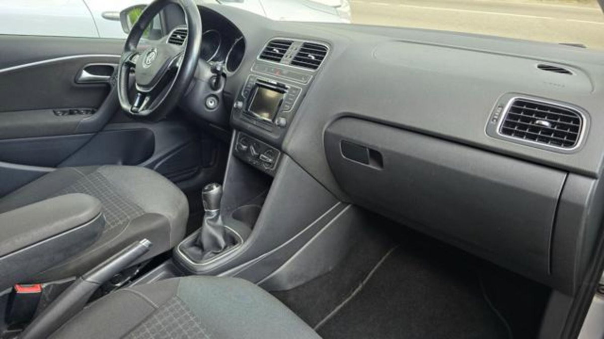 Volkswagen Polo 1.2 TSI 5p. Highline BlueMotion Technology (10)