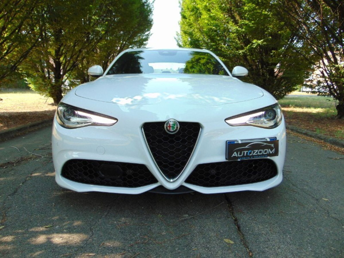 Alfa Romeo Giulia 2.2 Turbodiesel 160 CV AT8 Super (12)