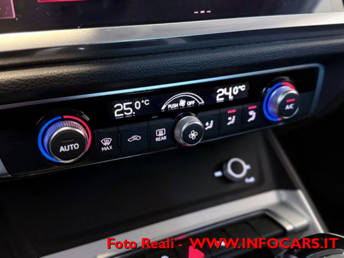 Audi Q3 2.0 TDI 150 CV quattro S tronic Business (16)