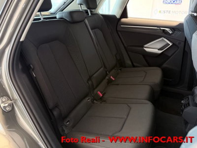 Audi Q3 2.0 TDI 150 CV quattro S tronic Business (8)