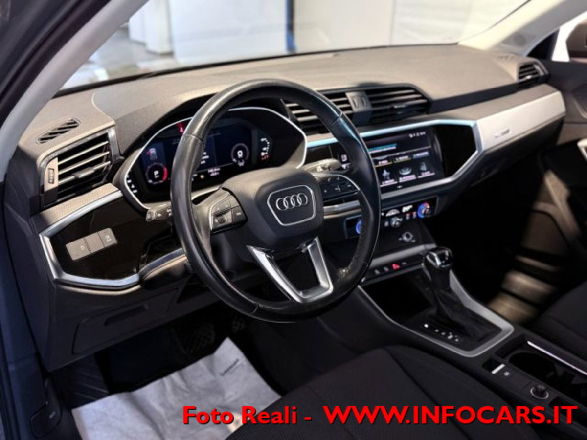 Audi Q3 2.0 TDI 150 CV quattro S tronic Business (9)