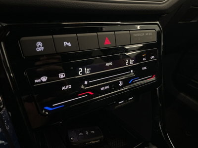 Volkswagen T-Cross 1.0 tsi R-Line 115cv (12)