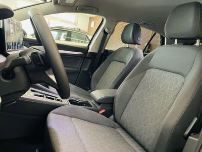 Volkswagen Golf 1.5 TSI EVO ACT 1st Edition Life (8)