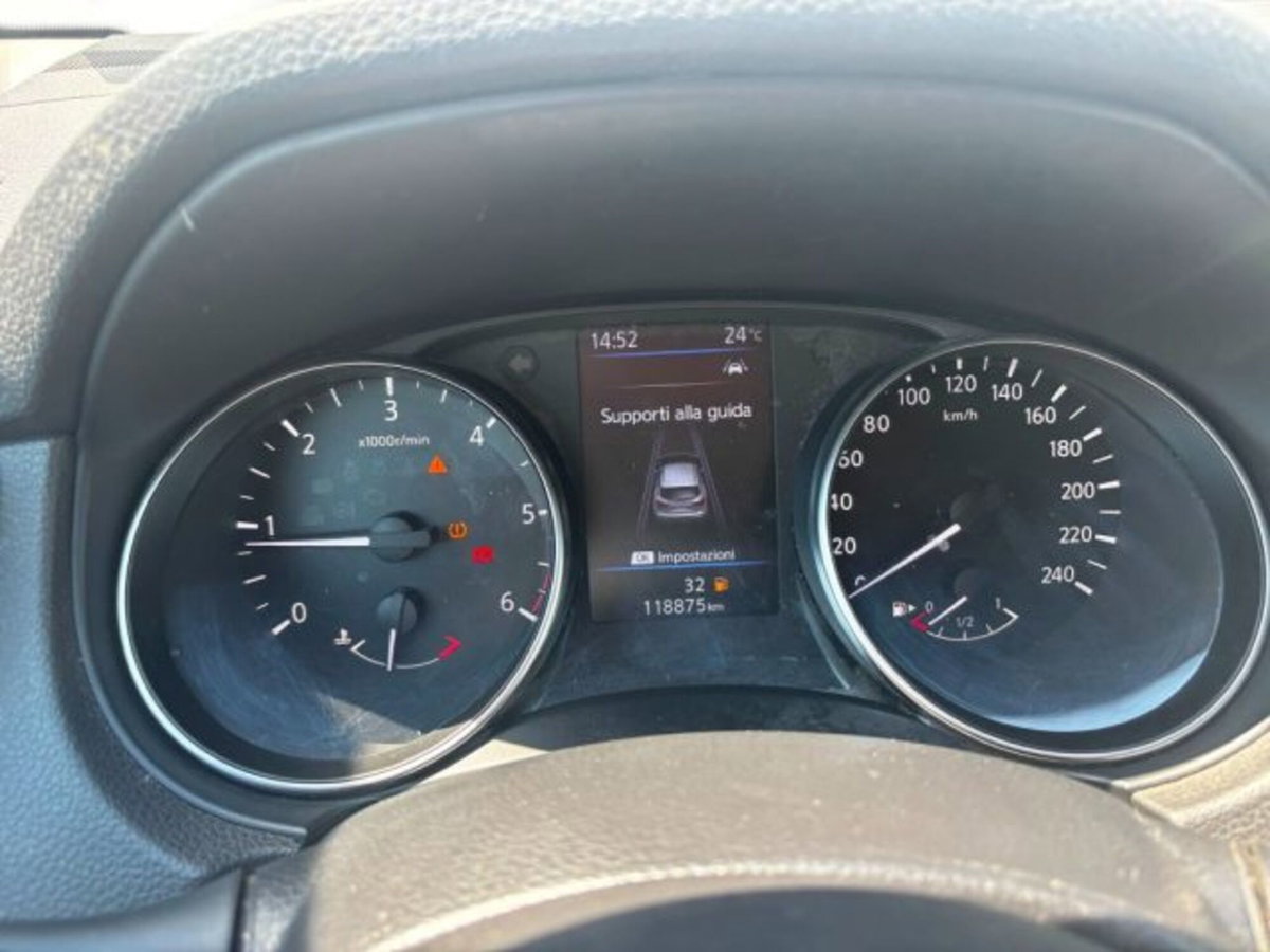 Nissan Qashqai 1.5 dCi 115 CV DCT Tekna (7)