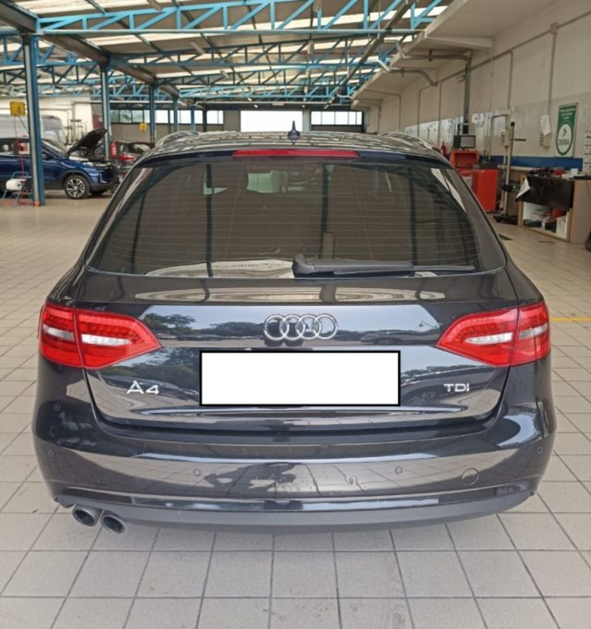 Audi A4 Avant 2.0 TDI 150 CV multitronic (2)