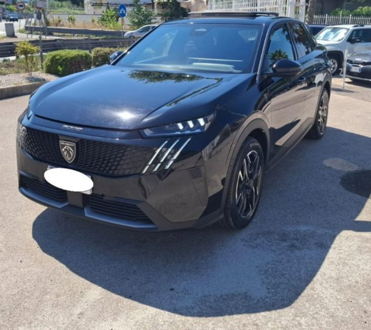 Peugeot 3008 BlueHDi 130 S&S EAT8 GT Pack (2)
