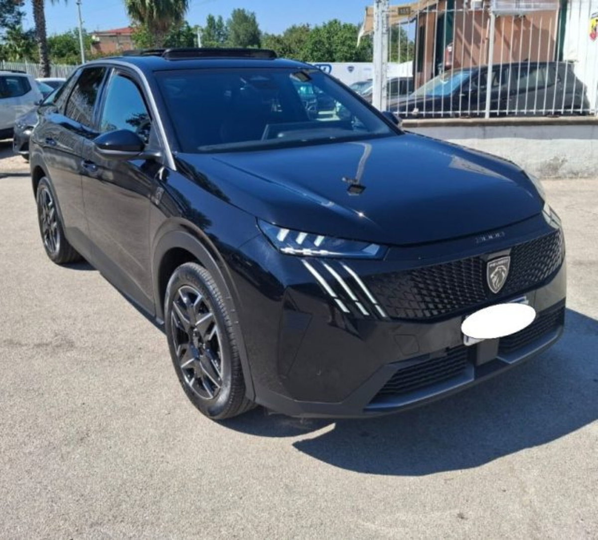Peugeot 3008 BlueHDi 130 S&S EAT8 GT Pack (3)