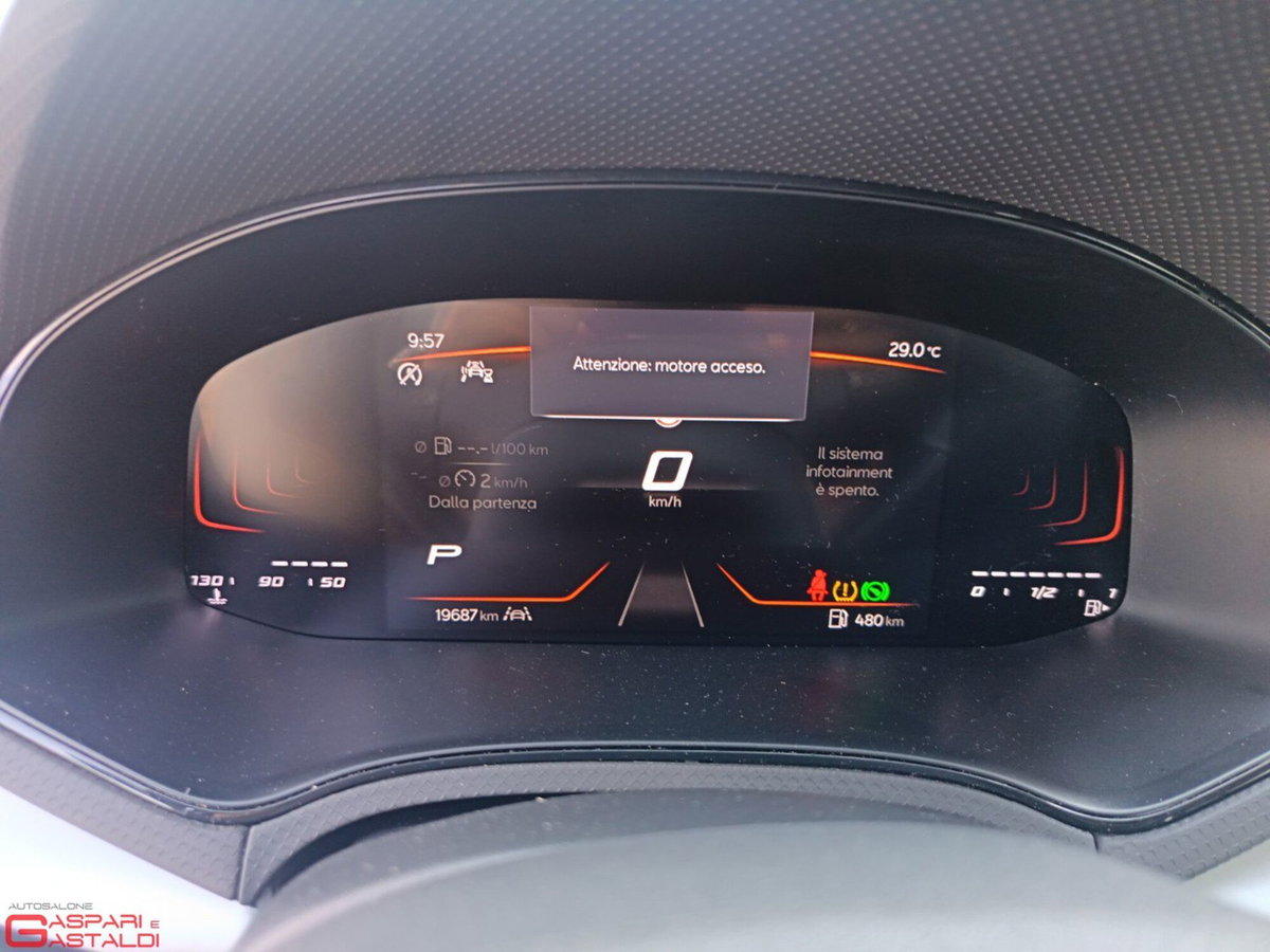 SEAT Arona 1.0 ecotsi Style 115cv dsg (12)