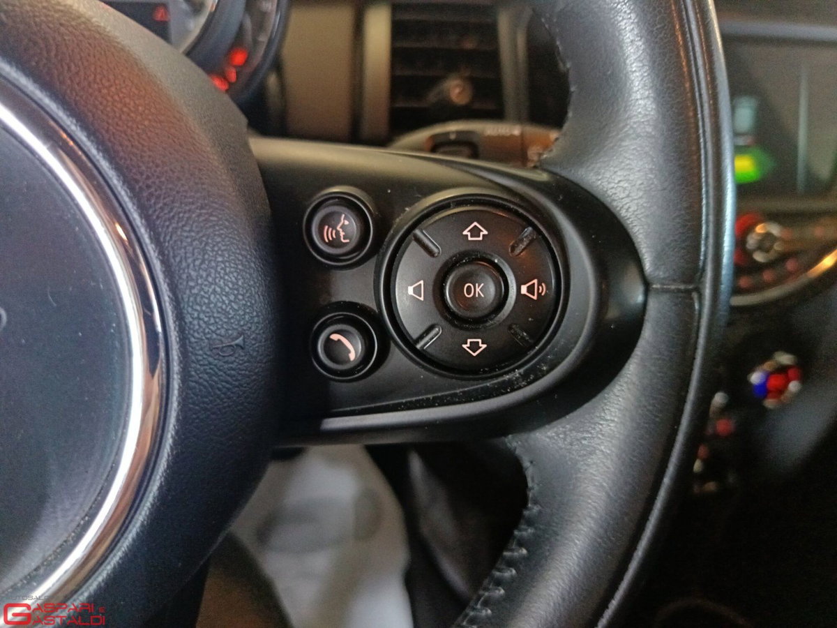 MINI Mini 1.5 One 75 CV Baker Street 5 porte (15)