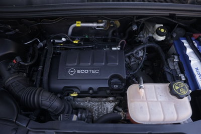 Opel Mokka 1.4 Turbo Ecotec 140CV 4x4 Start&Stop Cosmo (19)