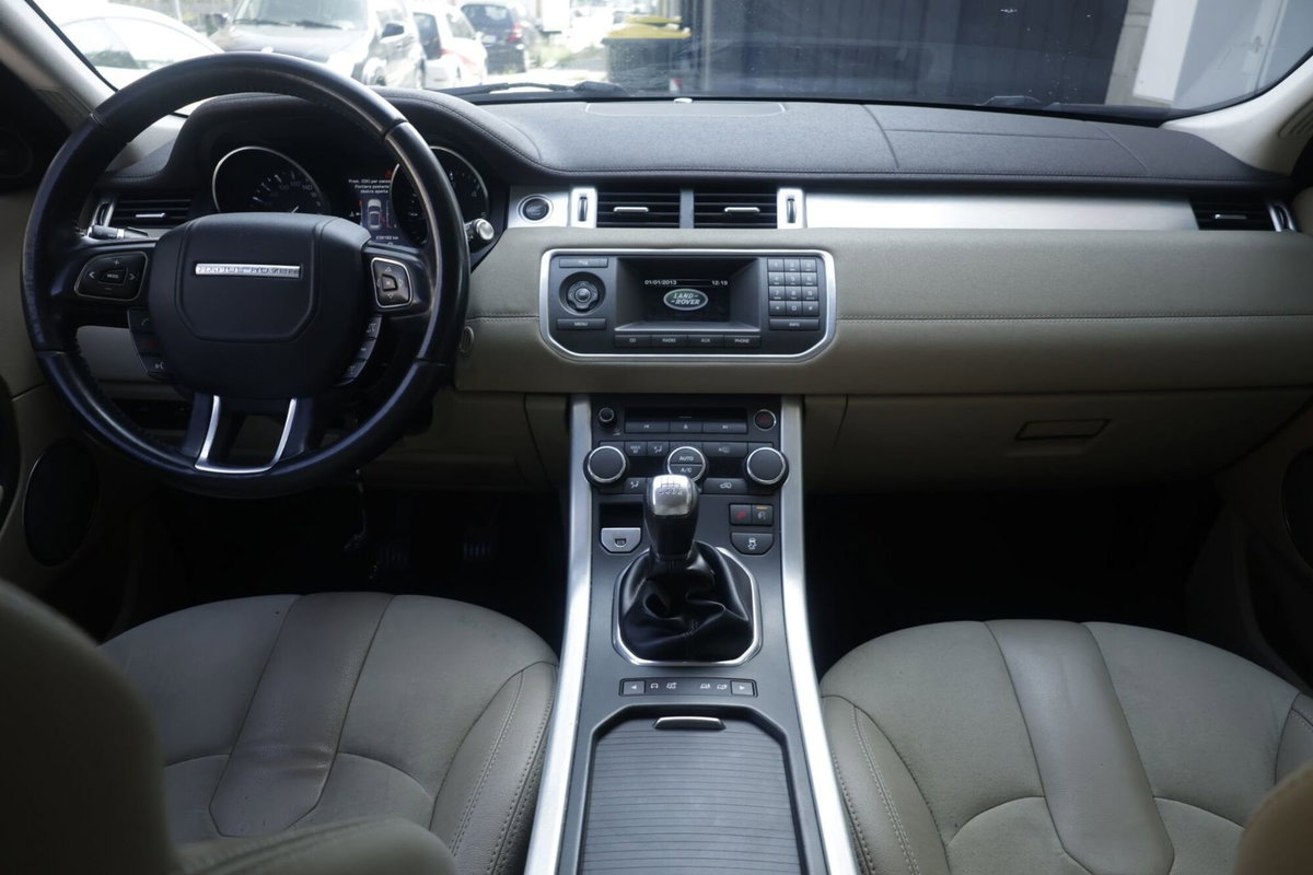 Land Rover Range Rover Evoque 2.2 Sd4 5p. Pure (2)