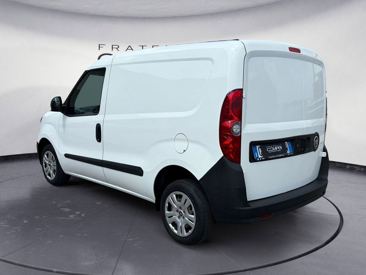 Fiat Doblò Furgone cargo 1.6 mjt 90cv CH1 Lounge S&S (4)