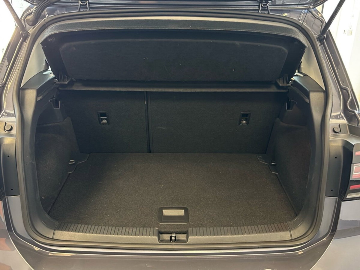 Volkswagen T-Cross 1.0 TSI 110 CV DSG Advanced (18)
