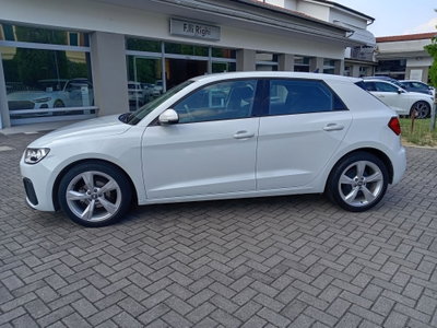 Audi A1 1.0 TFSI ultra Admired (3)