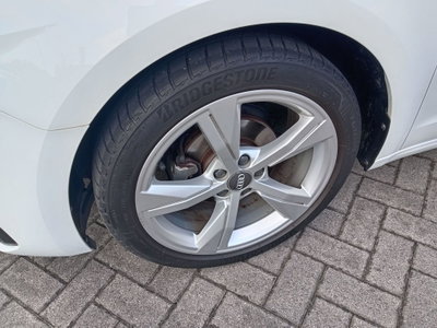 Audi A1 1.0 TFSI ultra Admired (4)