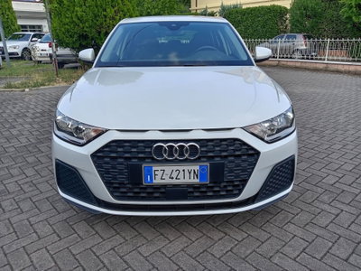 Audi A1 1.0 TFSI ultra Admired (6)