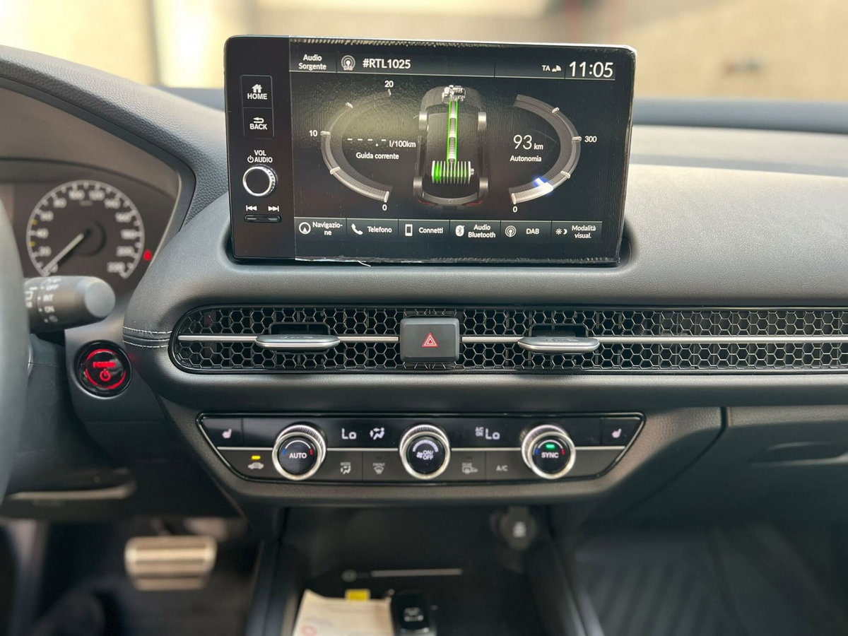 Honda ZR-V 2.0 hev Sport (16)
