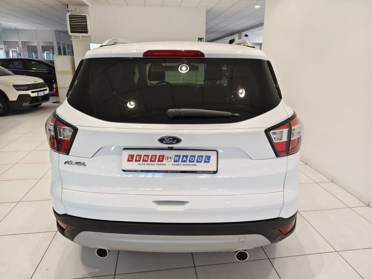 Ford Kuga 2.0 TDCI 150 CV S&S 4WD Business (11)