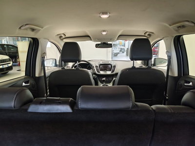 Ford Kuga 2.0 TDCI 150 CV S&S 4WD Business (12)