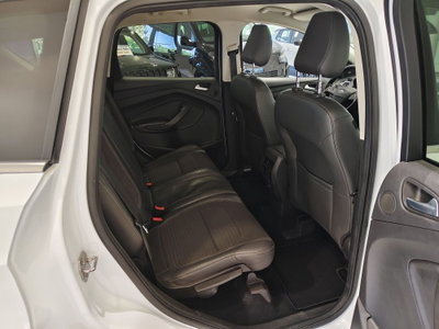 Ford Kuga 2.0 TDCI 150 CV S&S 4WD Business (18)