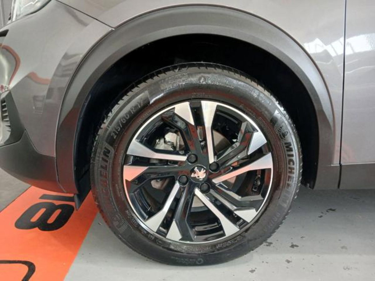 Peugeot 2008 PureTech 130 S&S Allure (19)