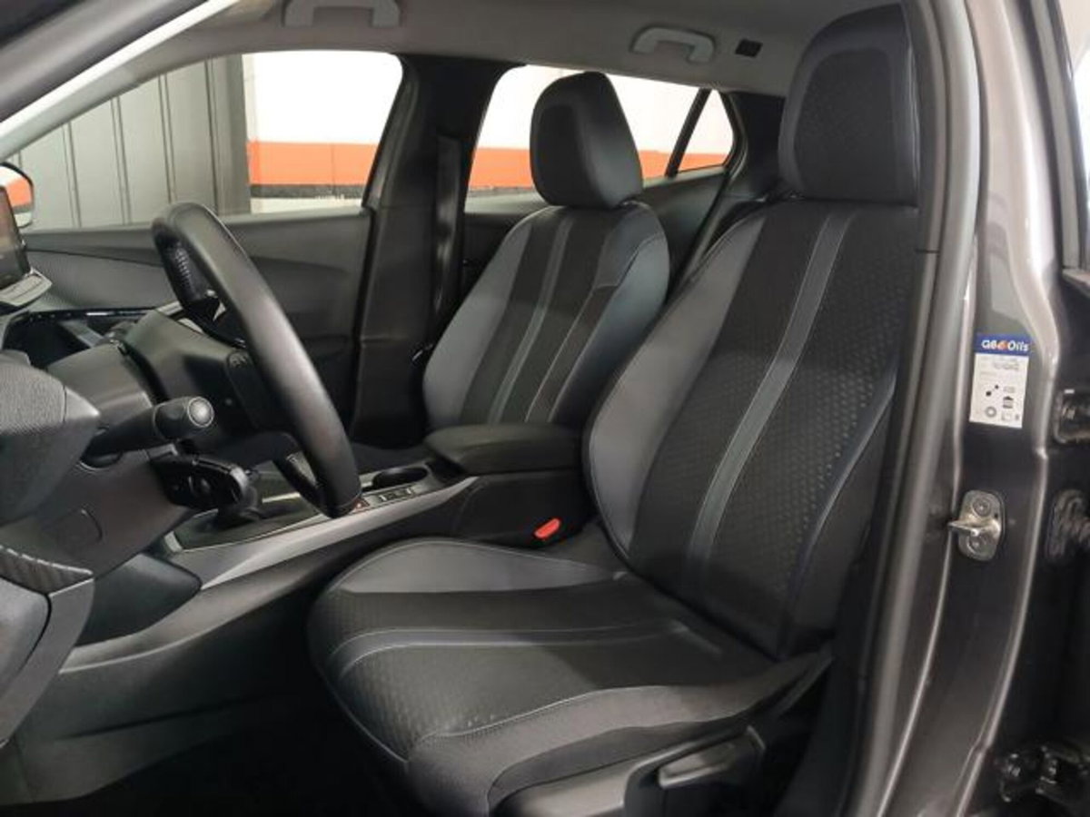 Peugeot 2008 PureTech 130 S&S Allure (20)