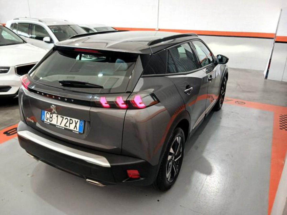 Peugeot 2008 PureTech 130 S&S Allure (3)