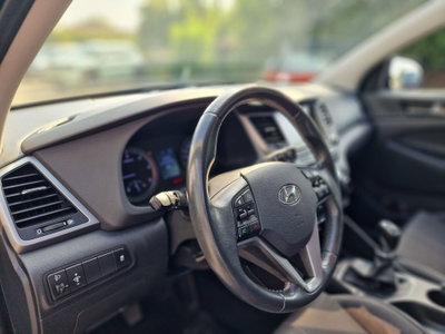 Hyundai Tucson 1.7 CRDi Comfort (12)