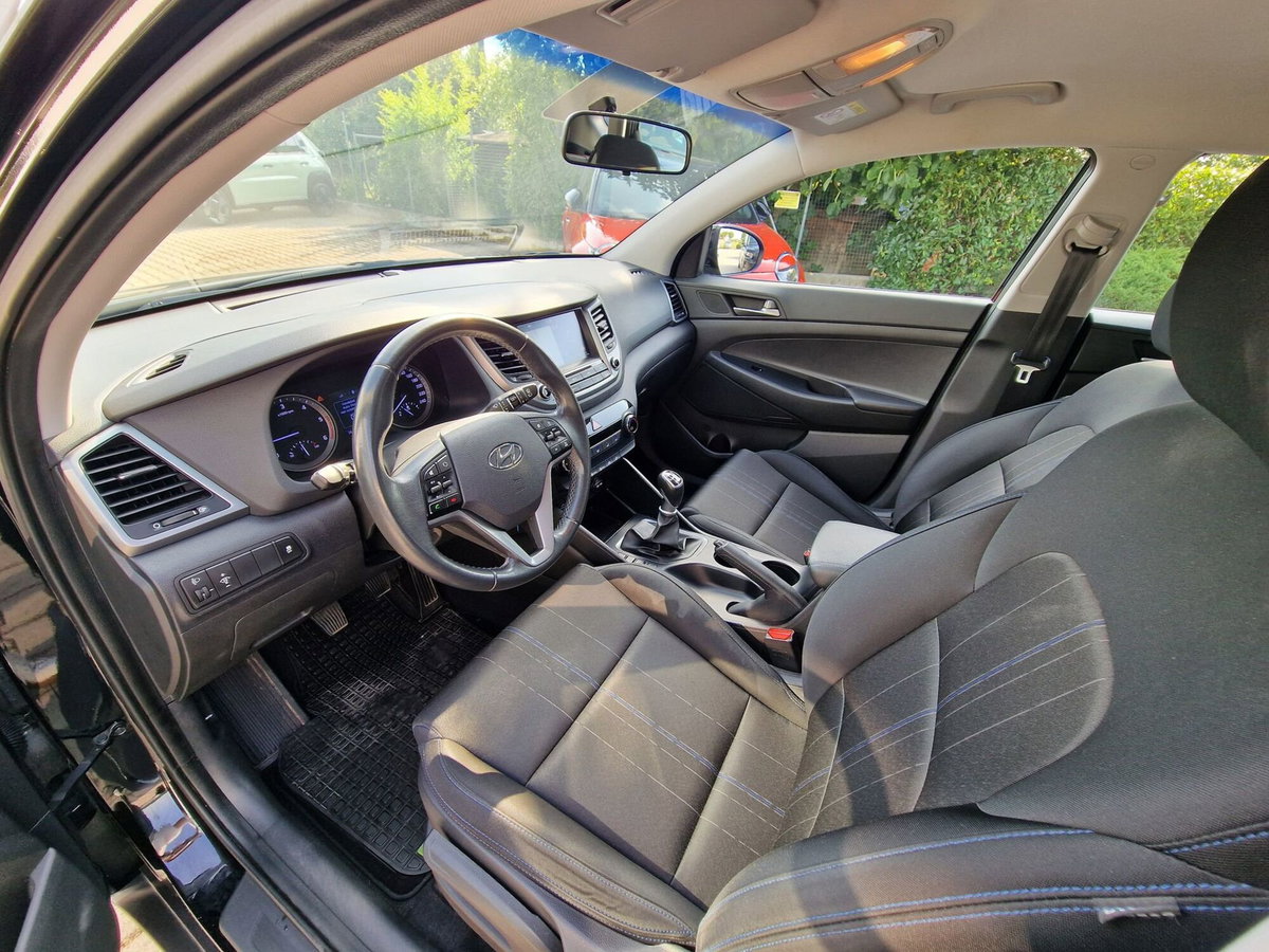 Hyundai Tucson 1.7 CRDi Comfort (16)
