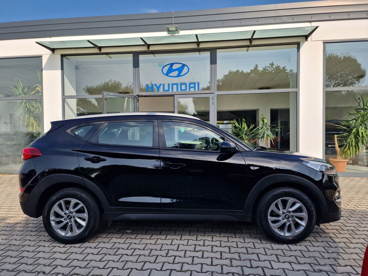 Hyundai Tucson 1.7 CRDi Comfort (4)
