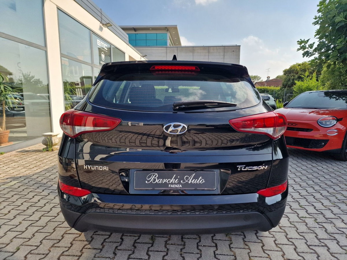 Hyundai Tucson 1.7 CRDi Comfort (6)