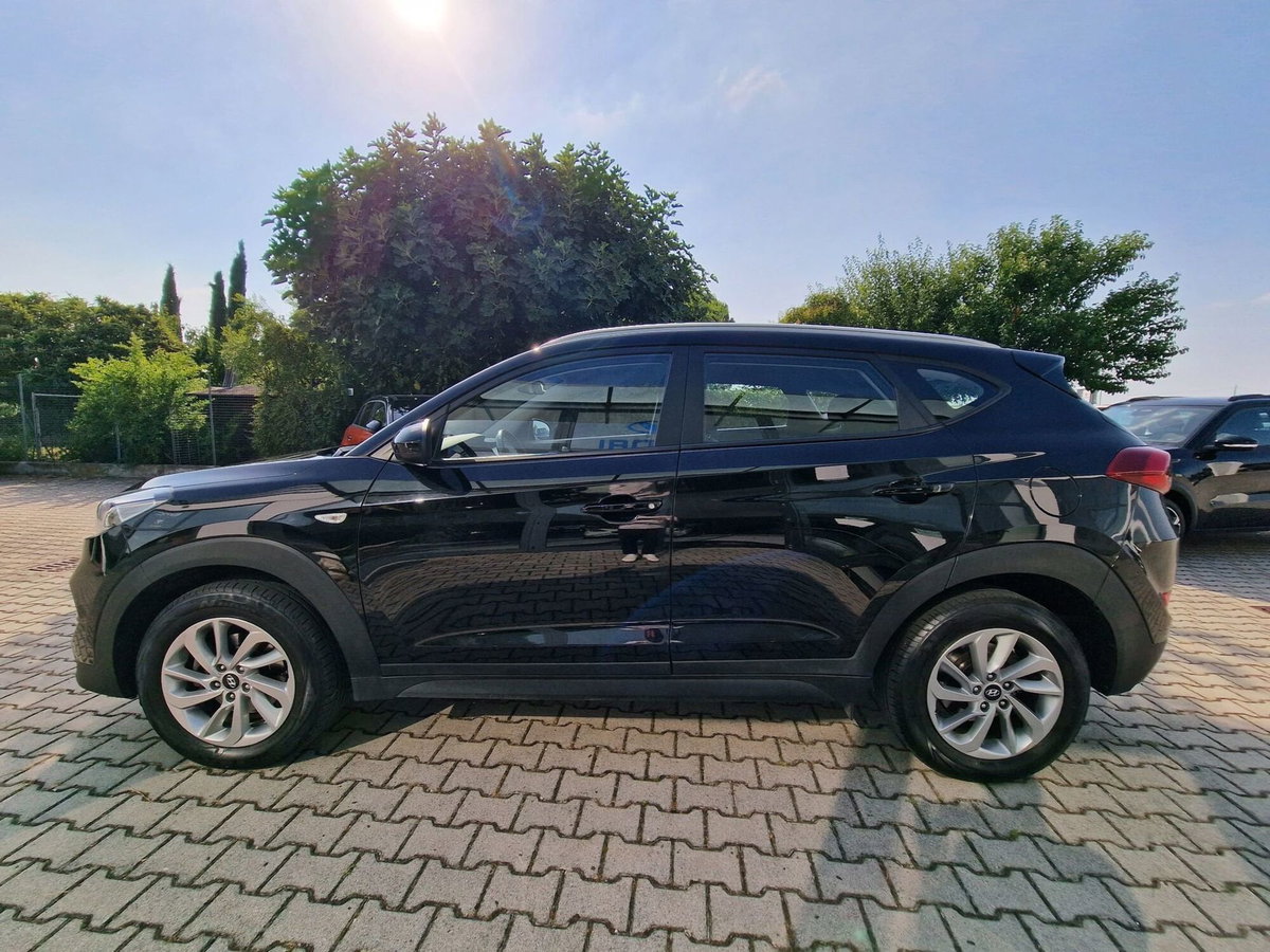 Hyundai Tucson 1.7 CRDi Comfort (8)