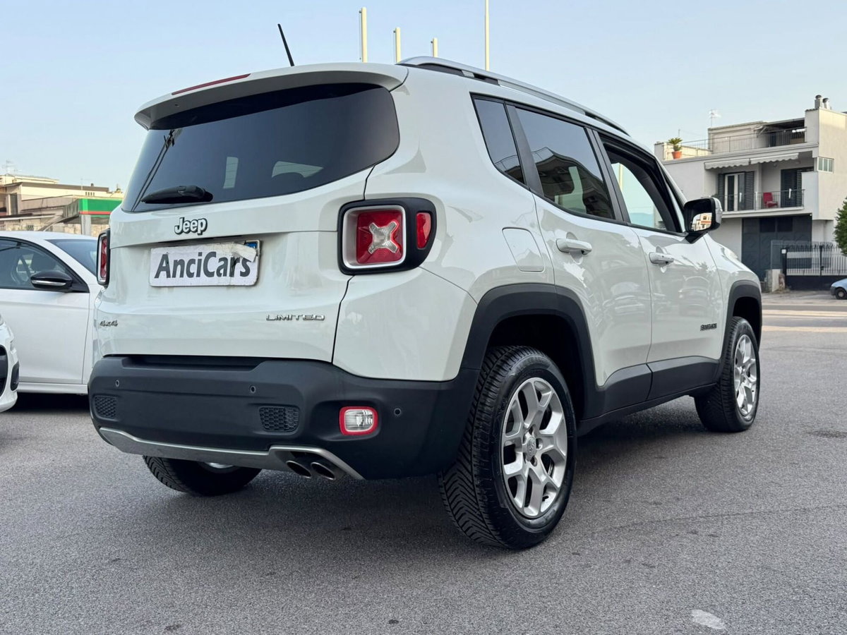 Jeep Renegade 2.0 Mjt 140CV 4WD Active Drive Limited (16)