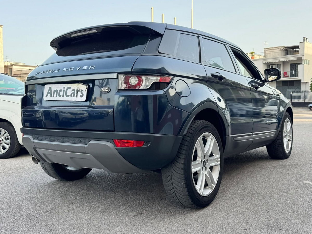Land Rover Range Rover Evoque 2.2 TD4 5p. Pure (16)