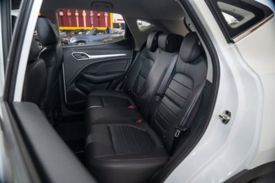 Mg ZS ZS 1.5 Luxury (9)