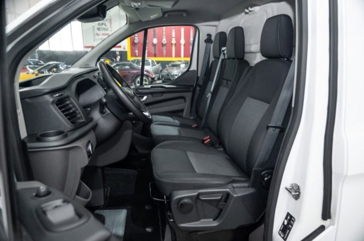 Ford Transit Custom Furgone 300 2.0 EcoBlue 130 PL-DC Furgone Trend (11)