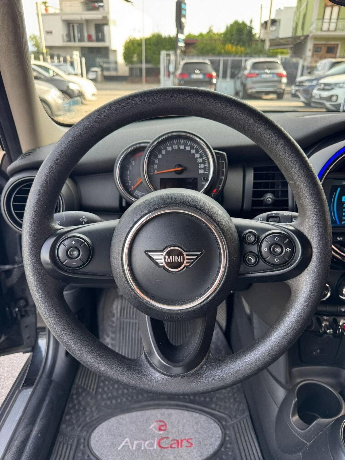 MINI Mini 1.5 One 75 CV 5 porte (7)
