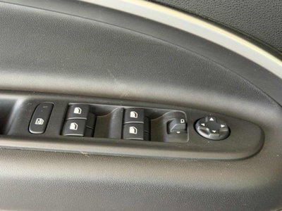 Jeep Avenger 1.2 turbo Altitude fwd 100cv (15)