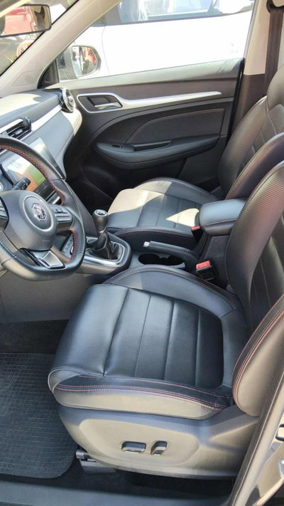 Mg ZS ZS 1.0 Luxury (5)